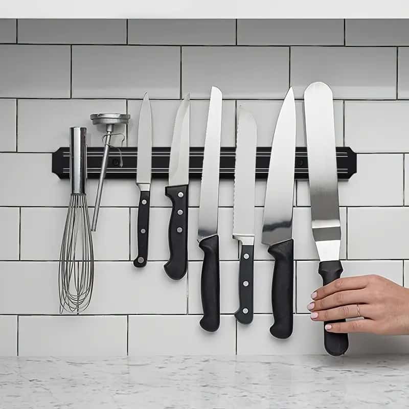Wall-Mounted Magnetic Knife Holder (33cm long) - AVORA
