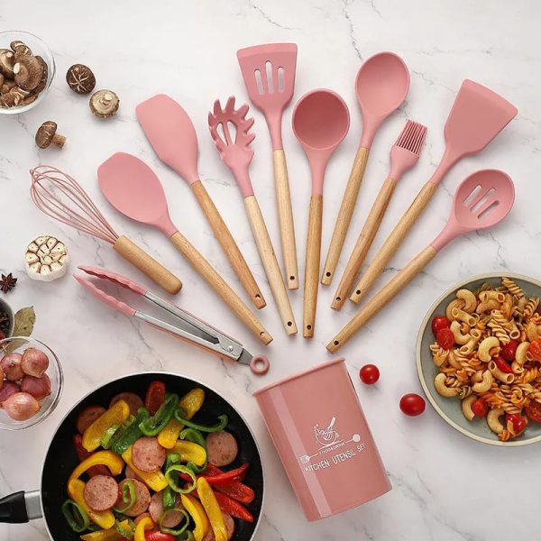 12 Pcs Set Wooden Handle Silicone Kitchen Utensils With Storage Bucket High Temperature Resistant And Non Stick Pot Spatula Spoon( Random Color ) - AVORA