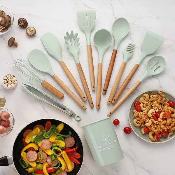 12 Pcs Set Wooden Handle Silicone Kitchen Utensils With Storage Bucket High Temperature Resistant And Non Stick Pot Spatula Spoon( Random Color ) - AVORA
