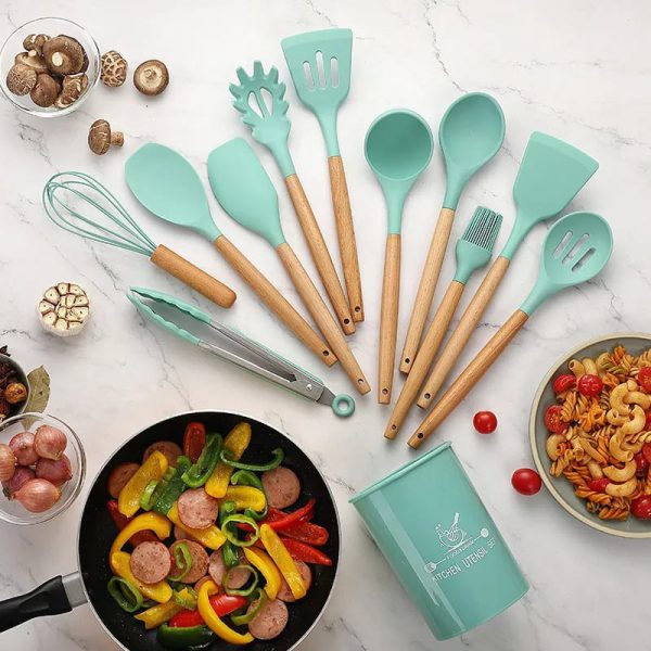 12 Pcs Set Wooden Handle Silicone Kitchen Utensils With Storage Bucket High Temperature Resistant And Non Stick Pot Spatula Spoon( Random Color ) - AVORA