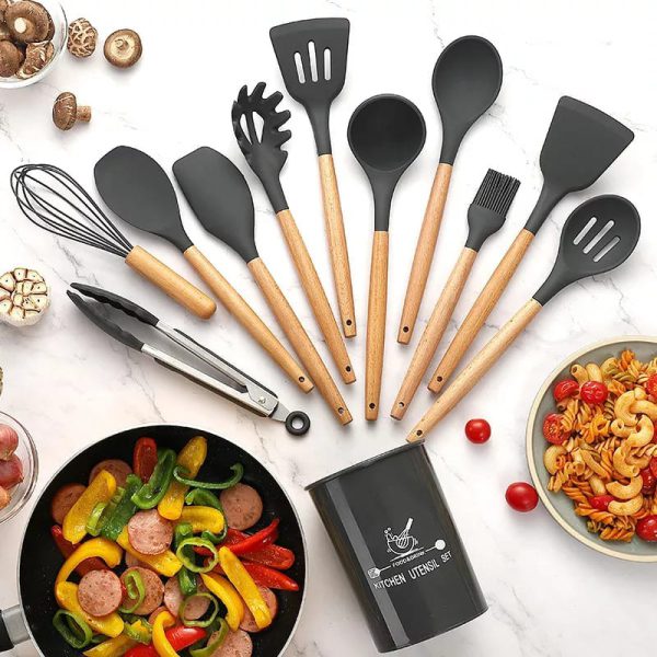12 Pcs Set Wooden Handle Silicone Kitchen Utensils With Storage Bucket High Temperature Resistant And Non Stick Pot Spatula Spoon( Random Color ) - AVORA