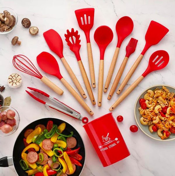 12 Pcs Set Wooden Handle Silicone Kitchen Utensils With Storage Bucket High Temperature Resistant And Non Stick Pot Spatula Spoon( Random Color ) - AVORA